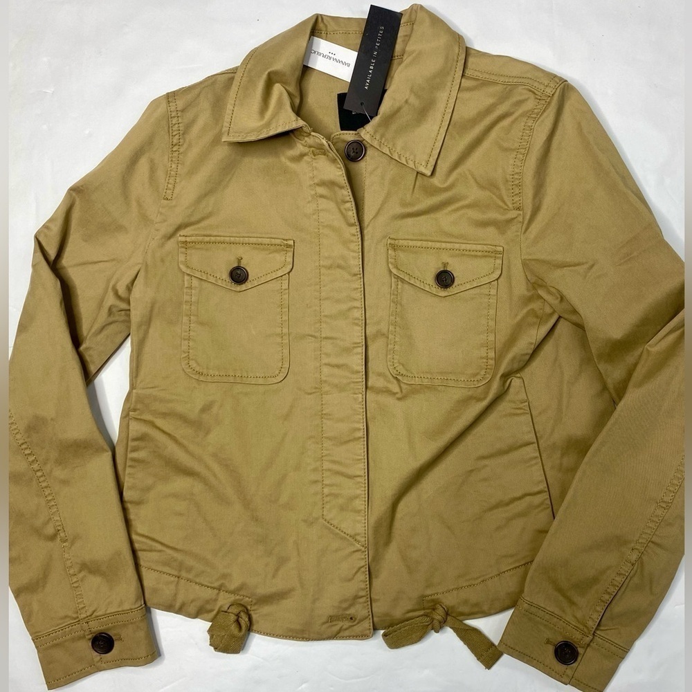 Banana Republic women’s tan Cropped Pea Coat size XS Extra Small NEW WITH TAGS